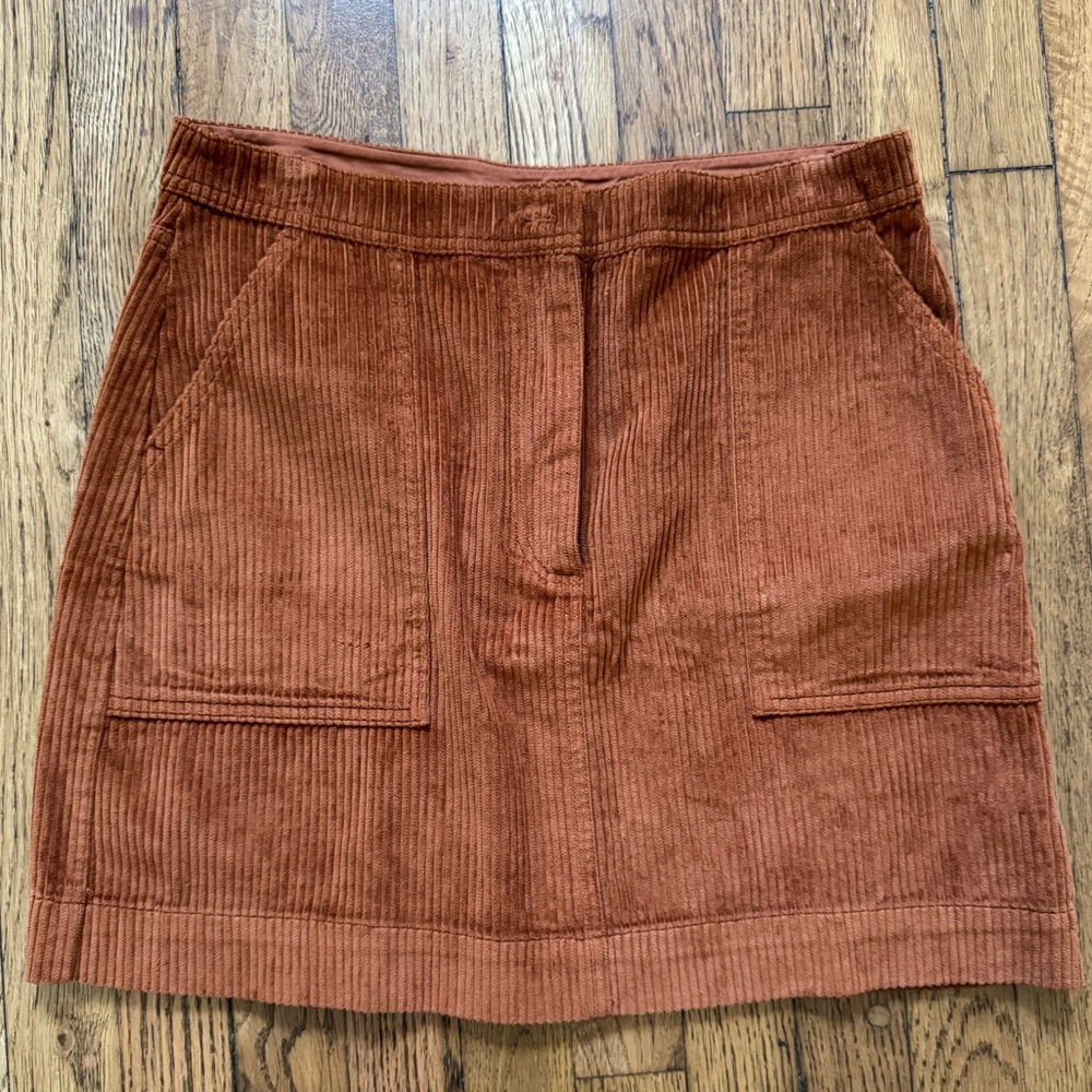 GAP NWOT Corduroy Skirt